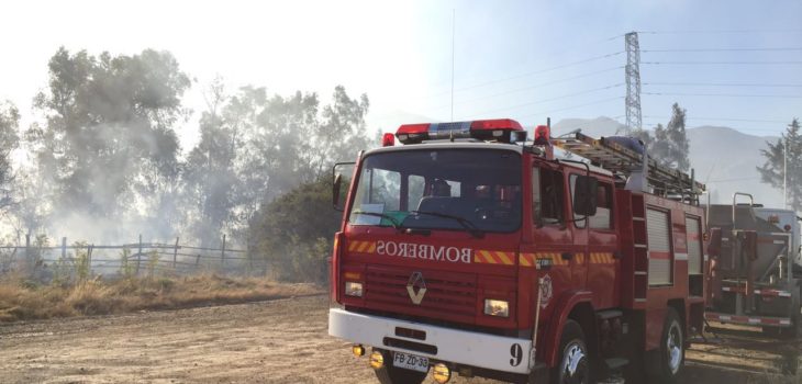 4 casas destruidas y decenas de evacuados deja incendio forestal ... - BioBioChile