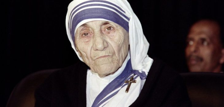 Portrait taken in December 1991 in New Dehli shows Mother Teresa of Calcutta. / AFP PHOTO / RAVEENDRAN