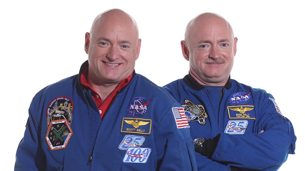 Scott (izquierda) y Mark Kelly (derecha) | NASA