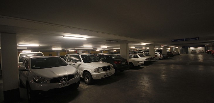 Preocupación por alza de tarifas de estacionamientos en el centro ... - BioBioChile