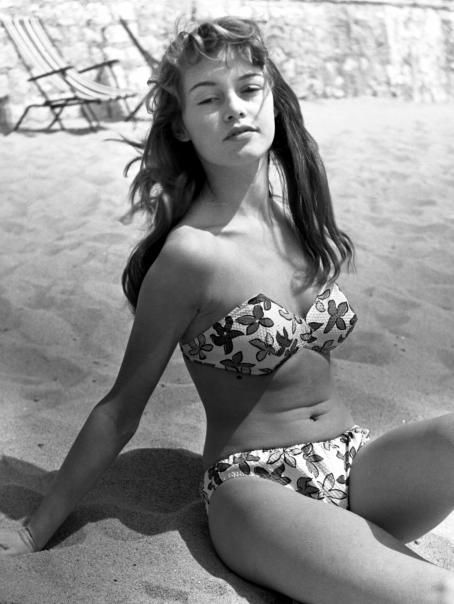 Brigitte Bardot en Cannes 1953