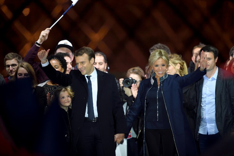 Emmanuel y Brigitte Macron | Eric Fefeberg | AFP
