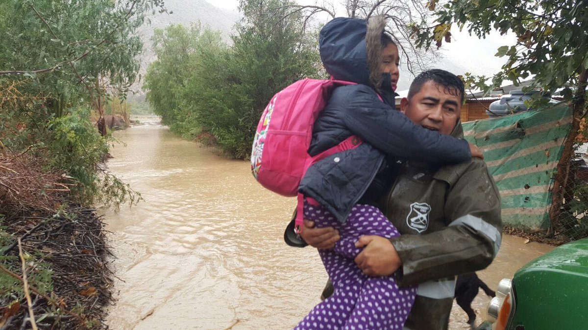 Evacuación en Atacama | Carabineros