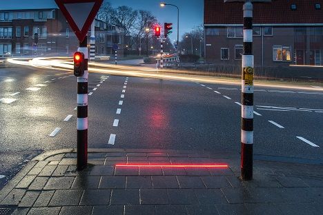 Semáforo a ras de suelo en Holanda | Hig.nl