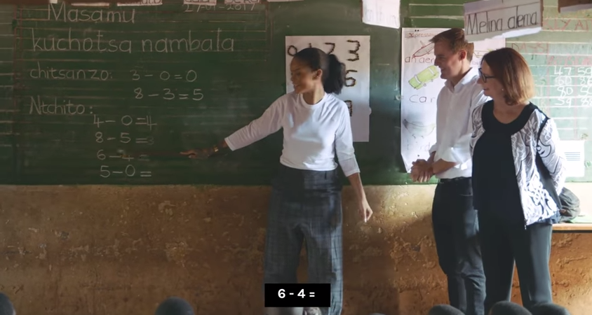 Rihanna enseña a niños en Malaui | Global Citizen en Youtube