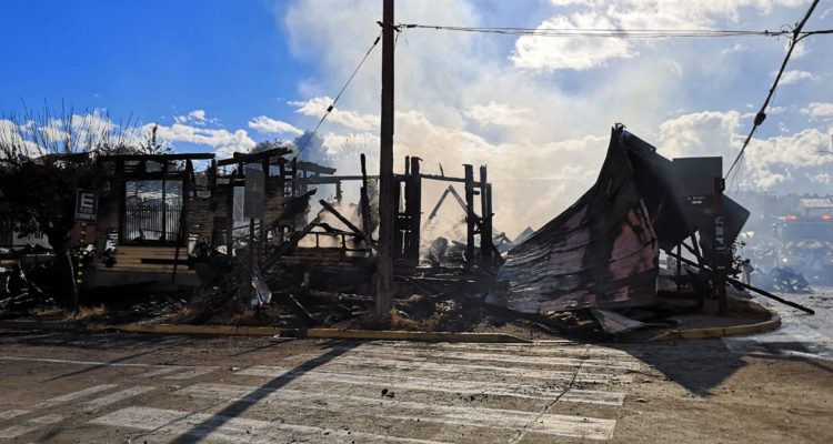 Jefe de zona en Panguipulli confirma 2 restaurantes y 10 viviendas destruidas por incendio