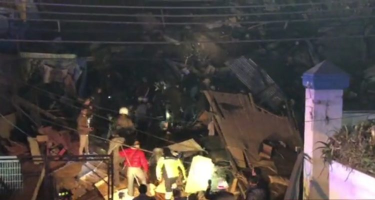Niños rescatados tras derrumbe en cerro de Valparaíso se encuentran fuera de riesgo vital
