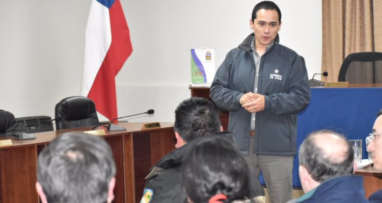 Renuncia gobernador de Capitán Prat en Aysén tras denuncia por abuso sexual