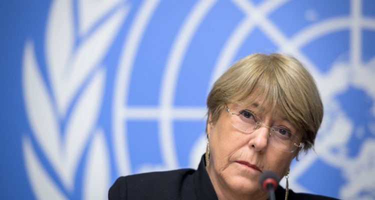 Diputados piden a Bachelet que envíe una misión a constatar violaciones a los DDHH en Chile