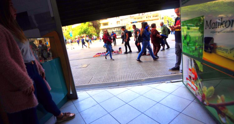 Comercio estima pérdida de 100 mil empleos por crisis y temen que cifra aumente