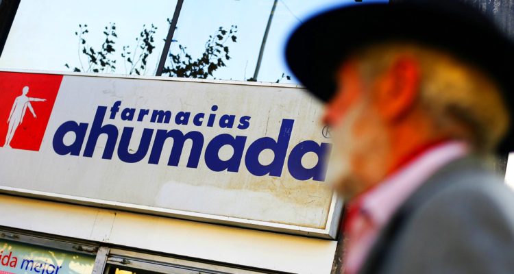 Farmacias Ahumada admite reajustes en Chile por crisis: se prevé cierre de locales y despidos