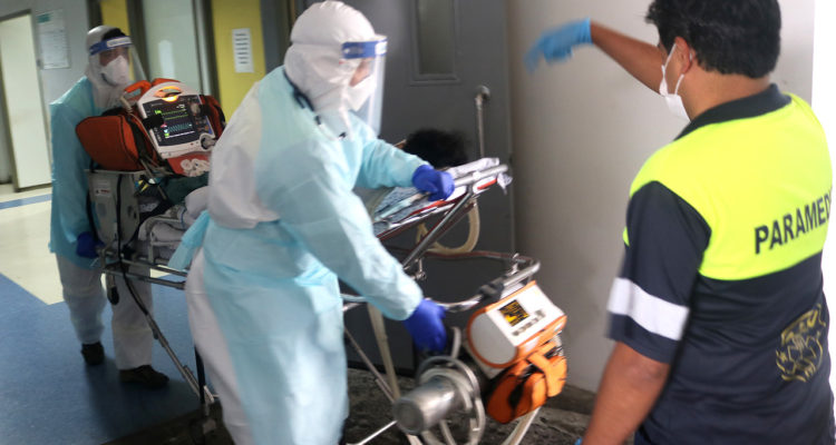Valparaíso: critican traslado de paciente Covid desde RM sin antes fortalecer red de ventiladores