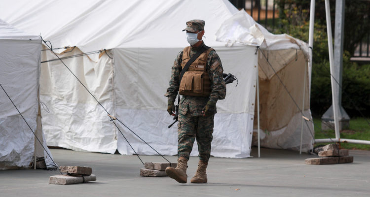 Covid-19: Ejército destina hospitales de campaña para Chaitén y Hornopirén