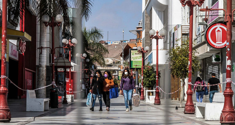 Informe revela que personas salen casi 3 veces por semana en cuarentena por trabajo y trámites
