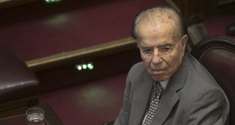 Hospitalizan nuevamente a Menem por deterioro en su estado de salud en Argentina