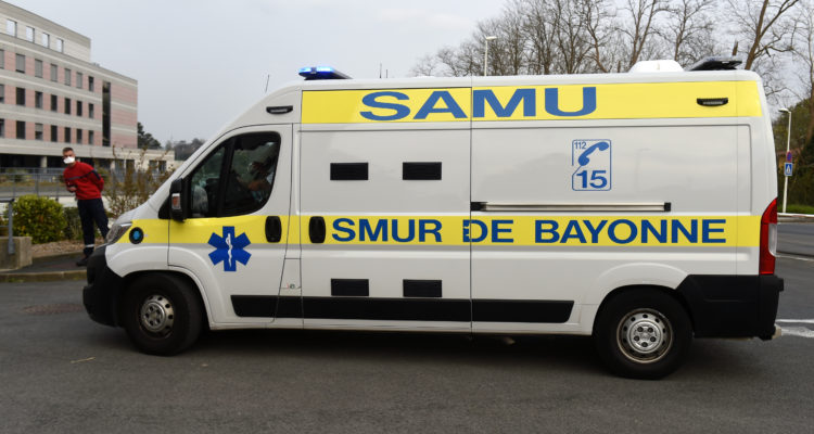 Francia: chofer de autobús queda con muerte cerebral tras ser agredido por exigir uso de mascarillas
