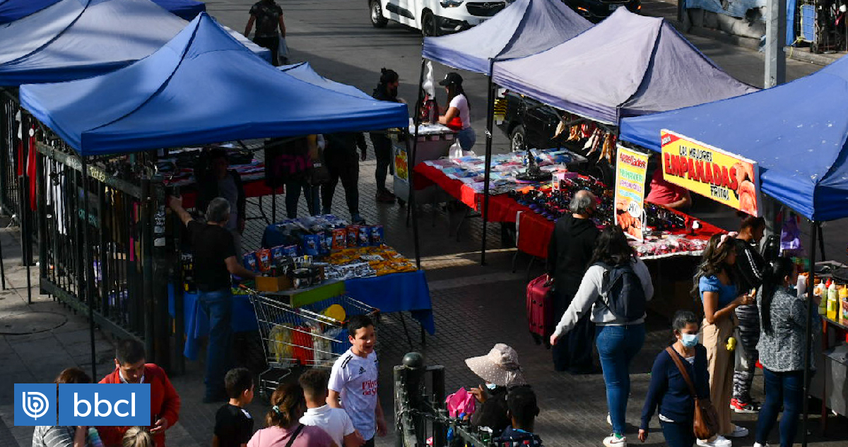 Toldos Azules Regresan A Barrio Meiggs A Meses De Su Retiro Locatarios