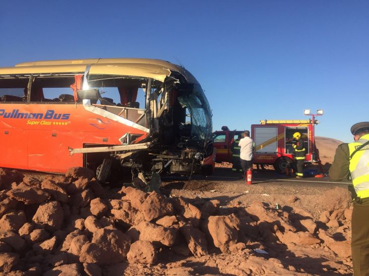 Accidente_bus_camion_Ruta_5_Norte_Pozo_Almonte4.jpg.jpg