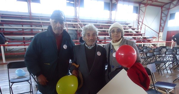 Celino Villanueva (al centro) | www.senama.cl