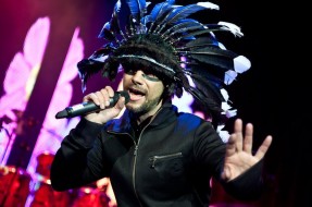 Jay Kay | Jamiroquai (Facebook Oficial)