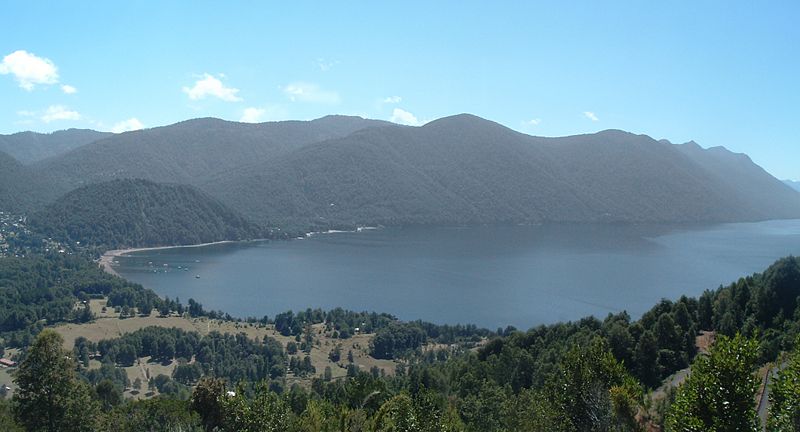 Lago Caburga | Wikipedia