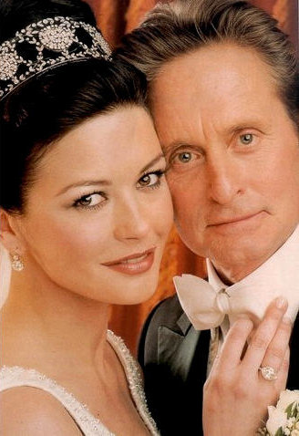 Zeta-Jones y su marido Michael Douglas | Wikipedia