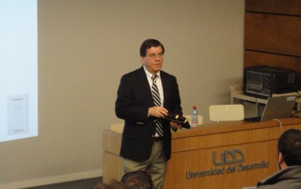 Víctor Lobos del Fierro | arquitectura.udd.cl