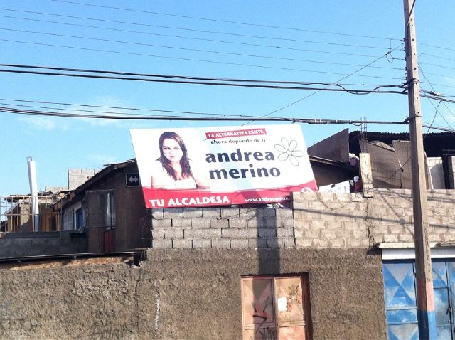 Cartel con propaganda política | Sebastian Espinosa