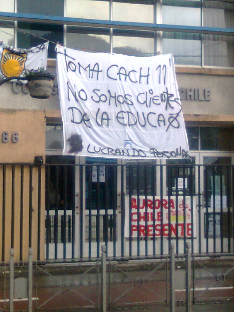 Colegio Aurora de Chile en toma | Cristián Valdebenito (RBB)