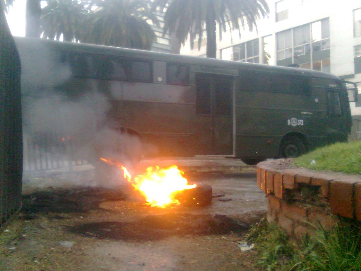 Barricadas en Valparaíso | Francisco Ovalle