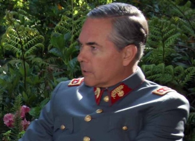 Óscar Izurieta | Wikipedia