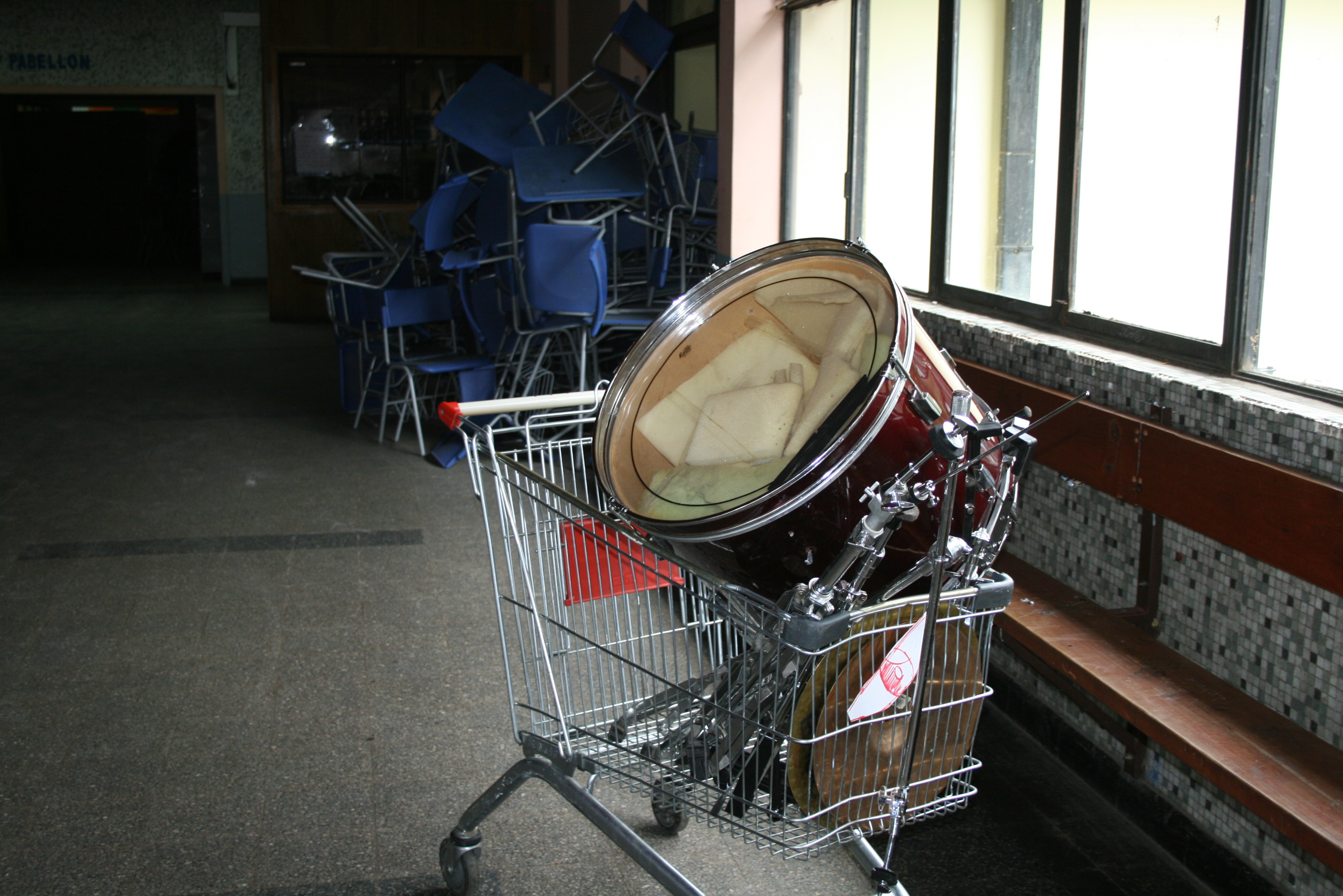 Daños al interior del recinto