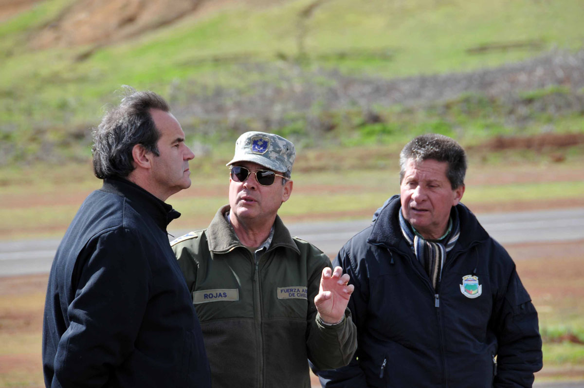 Ministro de Defensa y Comandante Jorge Rojas | FACh