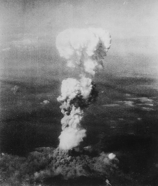 Nube de hongo sobre Hiroshima