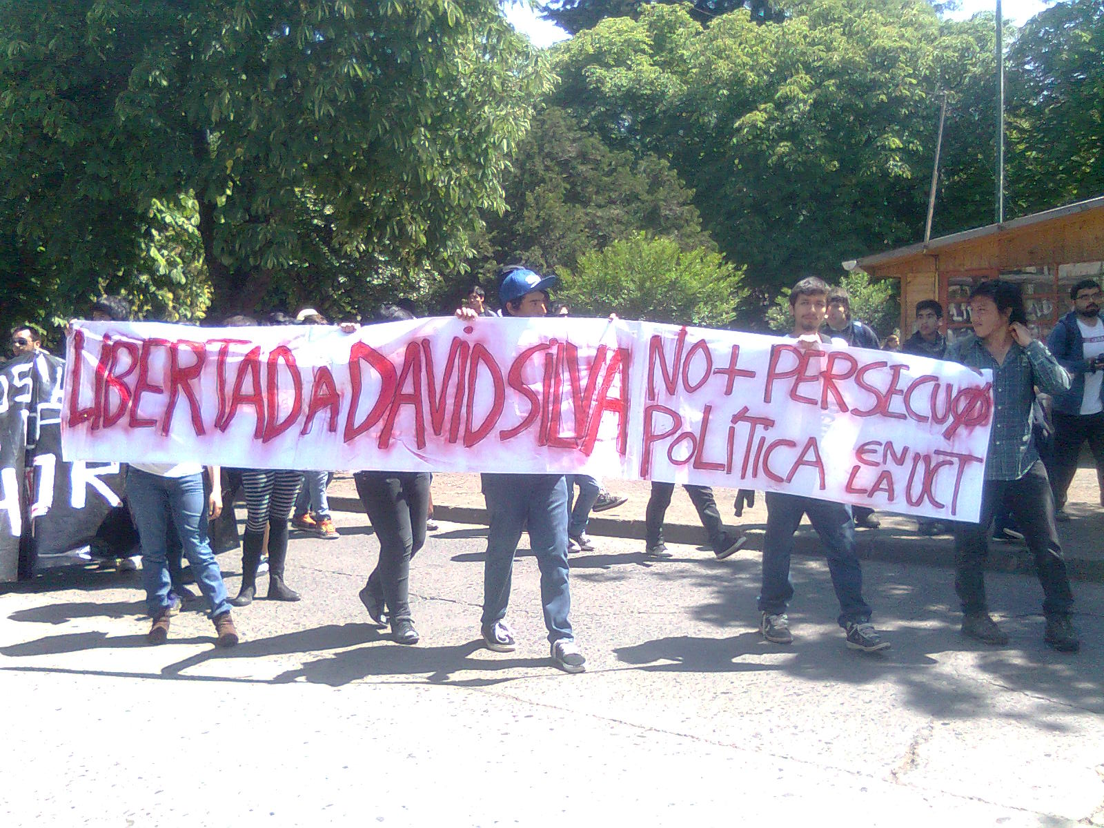 Manifestantes | Andrés Pino (RBB)