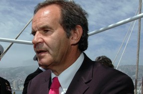 Andrés Allamand | Ministerio de Defensa