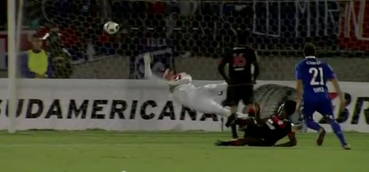 Marcelo Díaz marcando ante Flamengo – Captura de TV