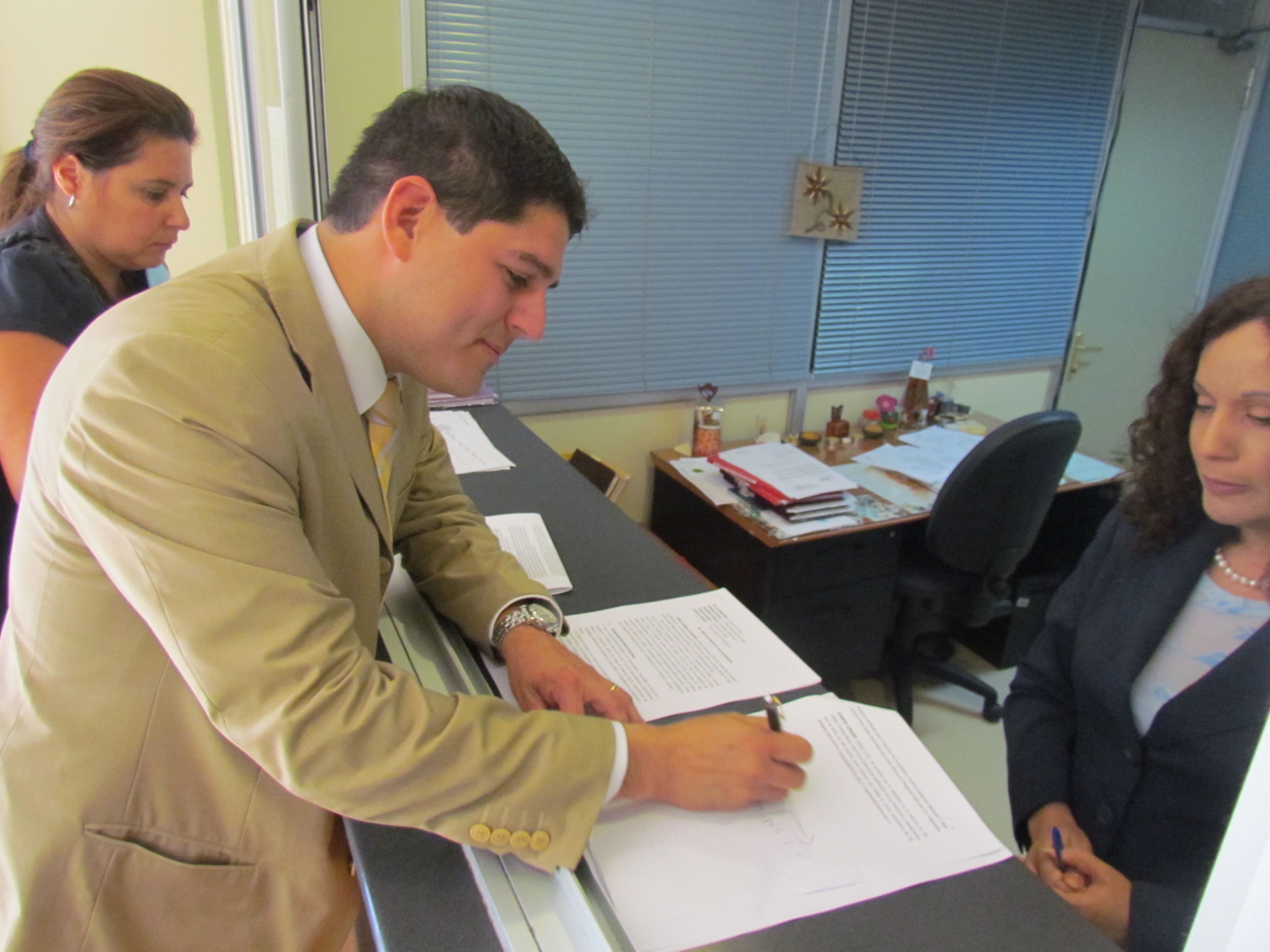 Querella por desórdenes en Valparaíso