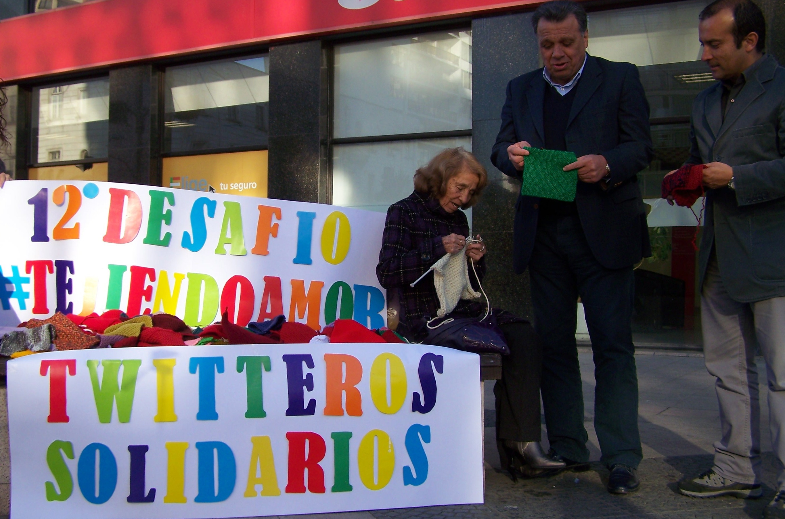 Twitteros Solidarios | Katherine Vega (RBB)