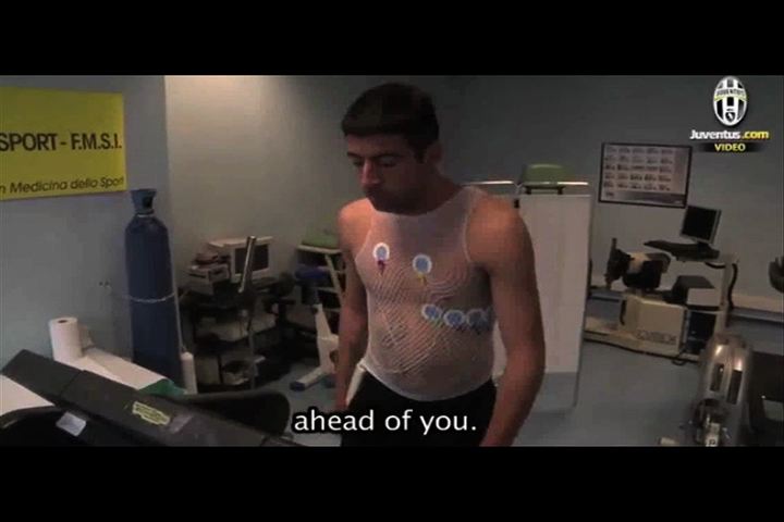 Mauricio Isla pasó todas las pruebas y ahora sí es jugadr de Juventus