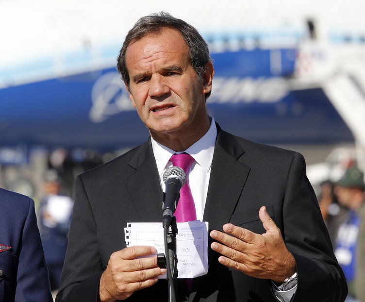 Ministerio de Defensa (C)