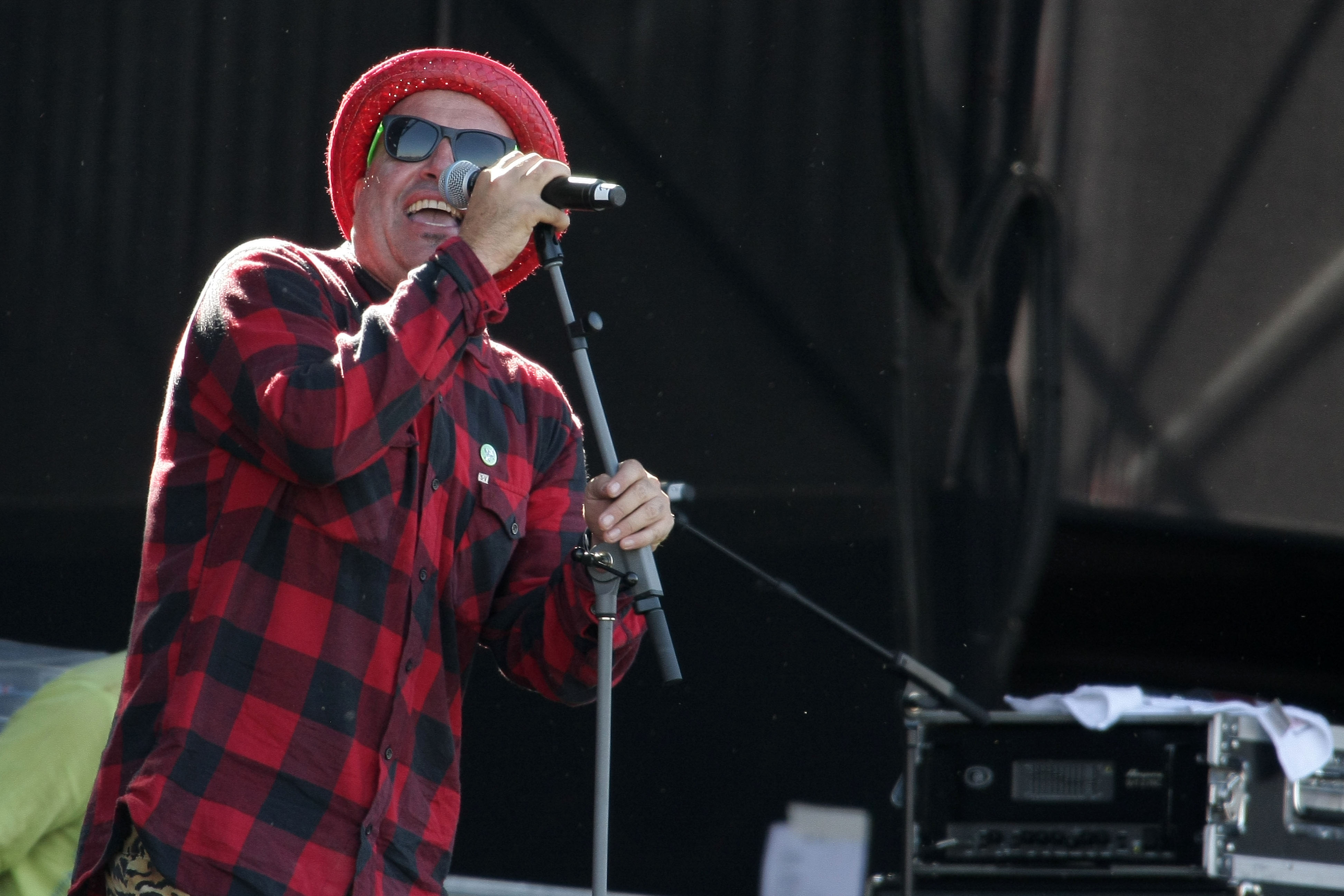 Chico Trujillo | Lotus (c)