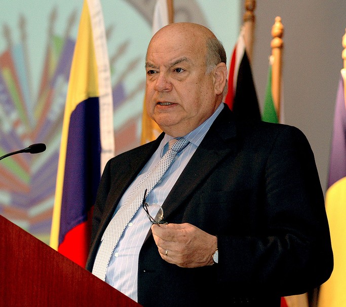 José Miguel Insulza | PUC (CC)