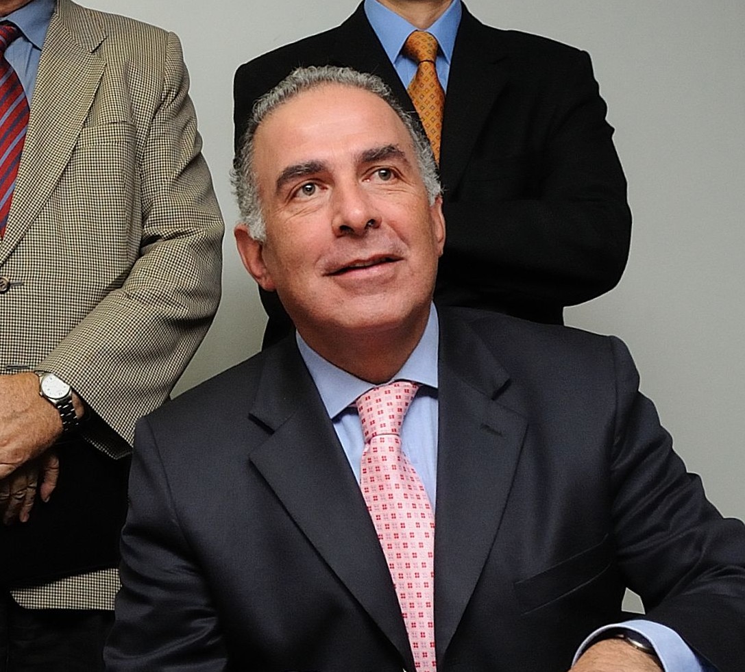 Ministerio de Economía (C)