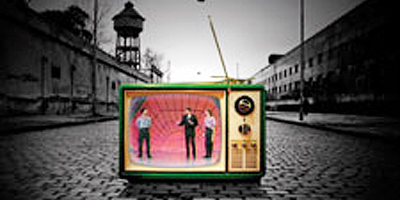 Ríe cuando todos estén tristes, LOM (c)