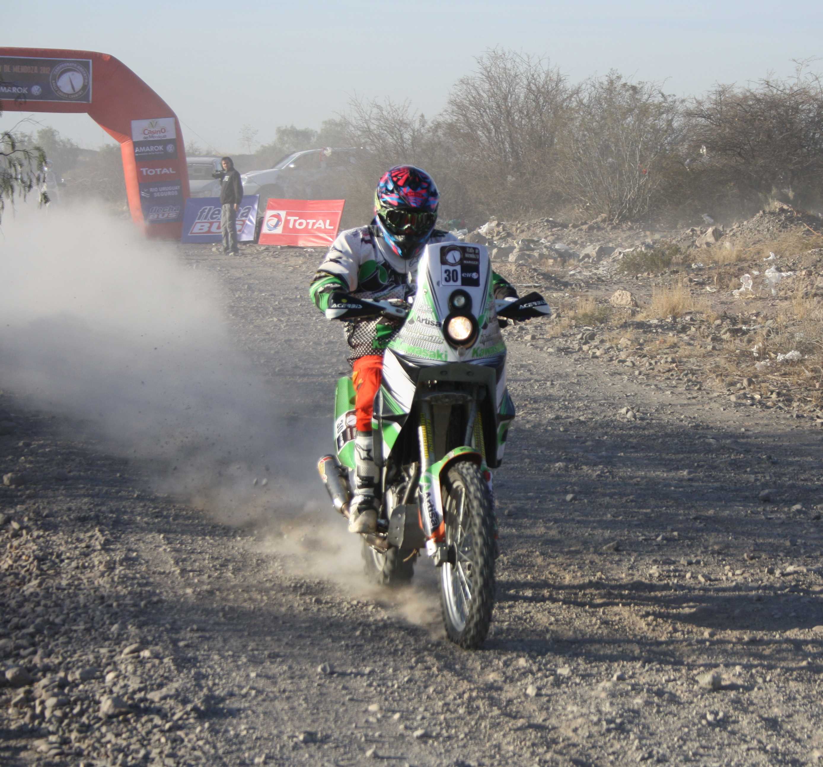 Prensa hermanos Quintanilla (C)