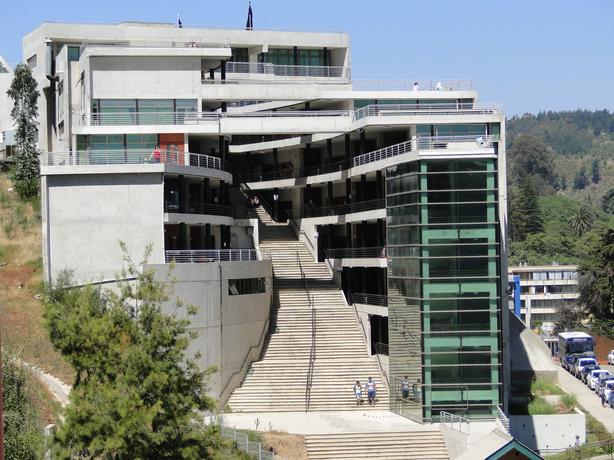 Ex rector de la Universidad del Mar continúa en prisión preventiva tras