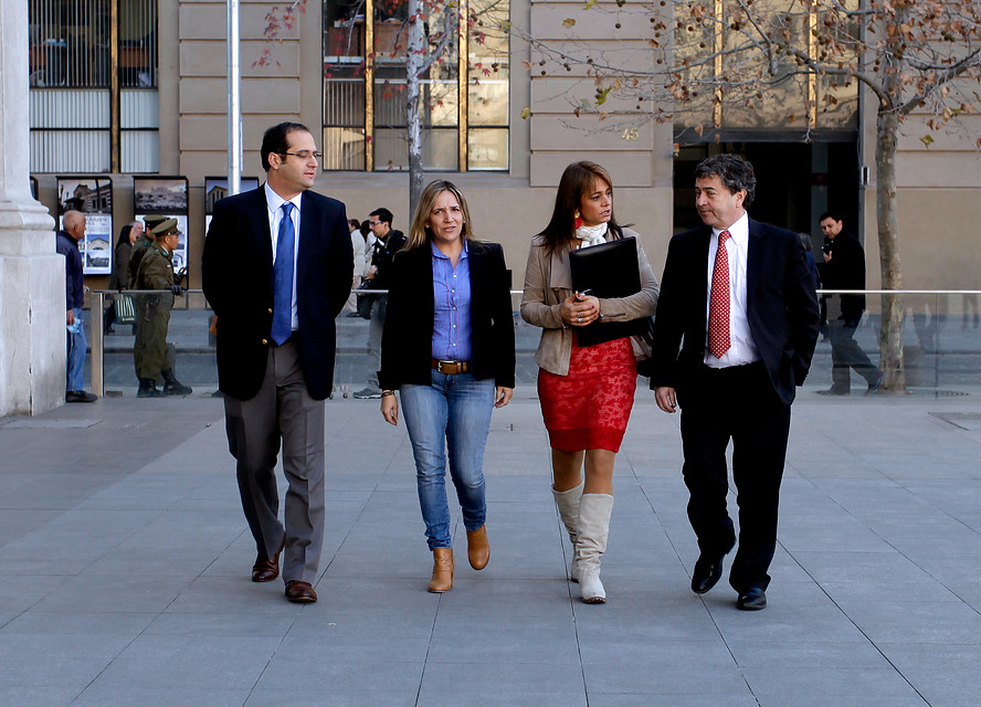 Los parlamentarios de la UDI esta mañana | Maribel Fornerod | Agencia UNO