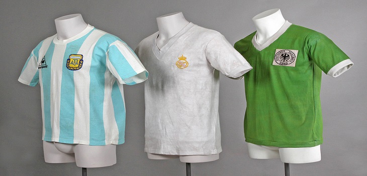 Camisetas: Maradona, Di Stefano y Beckenbauer