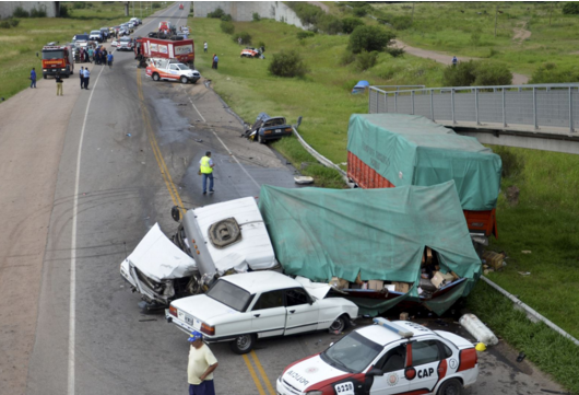 Ocho muertos tras accidente por choque frontal en el ...